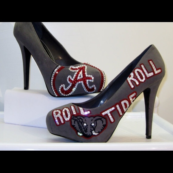 Custom NFL team heels - Picture 6 of 8